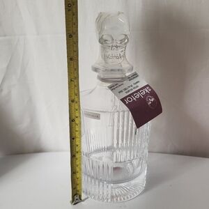 Leaf Free crystal Godinger skull decanter brand new